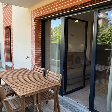2 Pieces A Houlgate, Proche Plage, Avec Balcon Et Parking - Fr-1-487-382 *