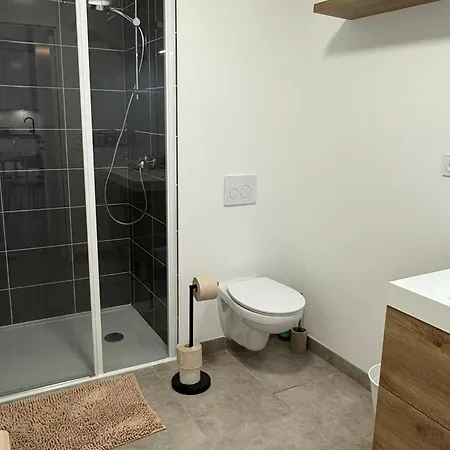 2 Pièces à Houlgate, Proche Plage, Avec Balcon Et Parking - Fr-1-487-382 Houlgate