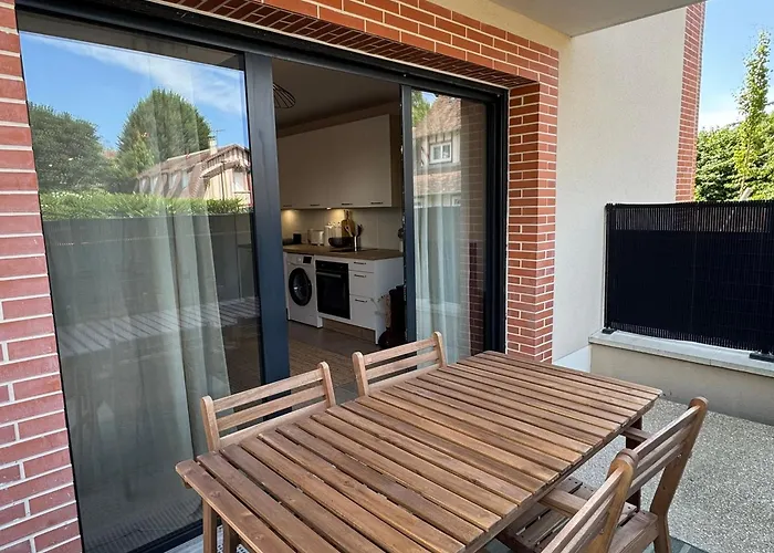 Apartamento 2 Pièces à Houlgate, Proche Plage, Avec Balcon Et Parking - Fr-1-487-382 *